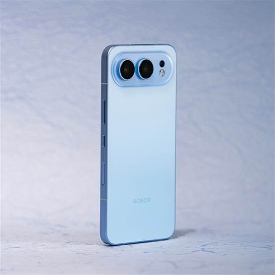 榮耀500真機圖亮相:造型神似iPhone Air 圖片