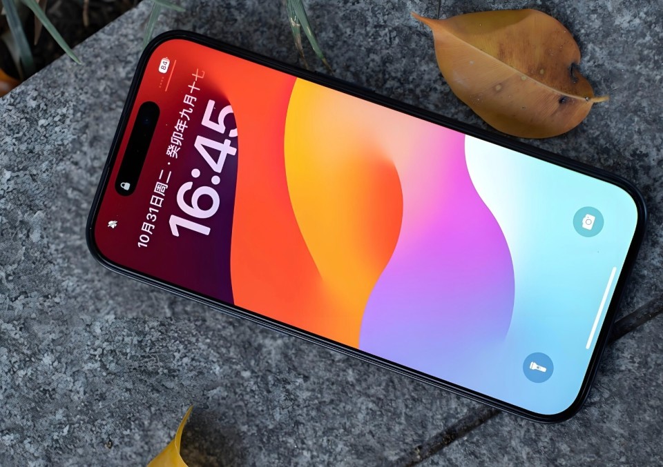 iPhone 16 Pro Max大跳水,512GB跌價2400元,25倍變焦,還值得買嗎? 圖片