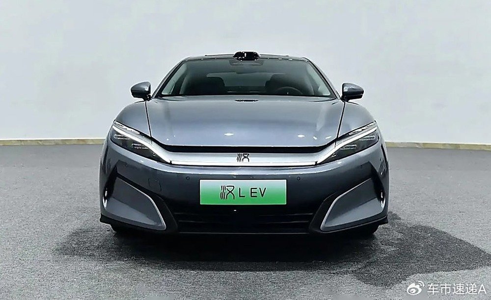 2025廣州車展之漢L:全新解鎖“車位到車位”領(lǐng)航輔助功能